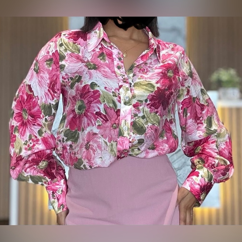 Zara/NWOT Floral Pink Women's Top Sz S